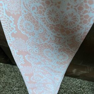 Pink and white paisley tights DIY
